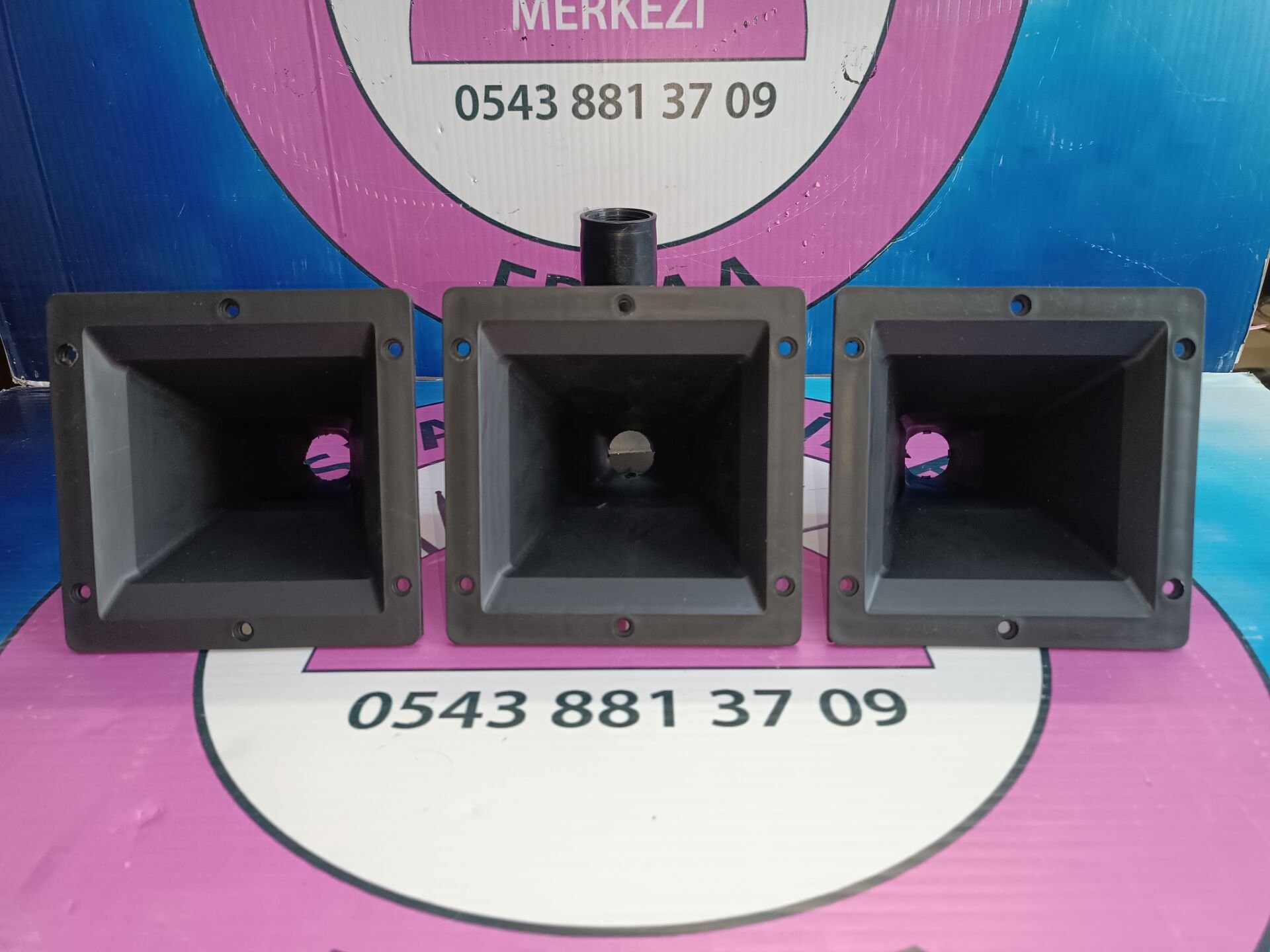 15x15 PLASTİK HORN